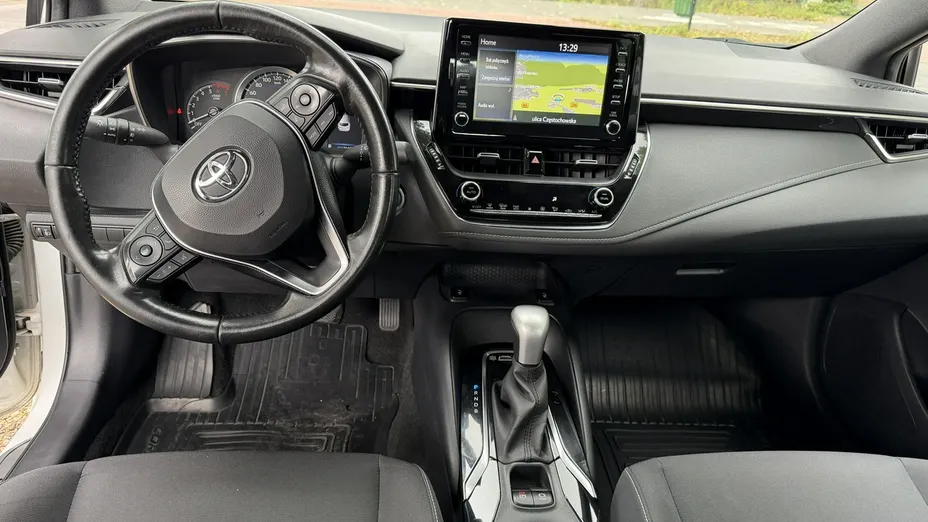TOYOTA Corolla -