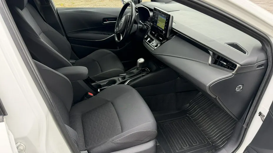 TOYOTA Corolla -