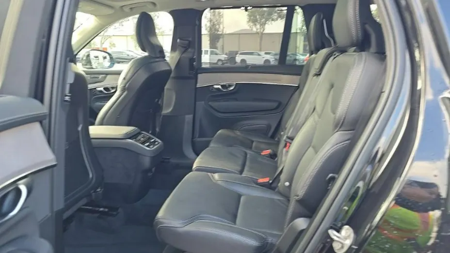 VOLVO XC90 -