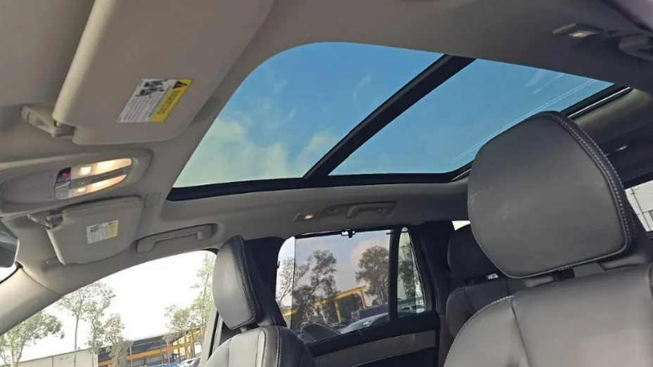 VOLVO XC90 -