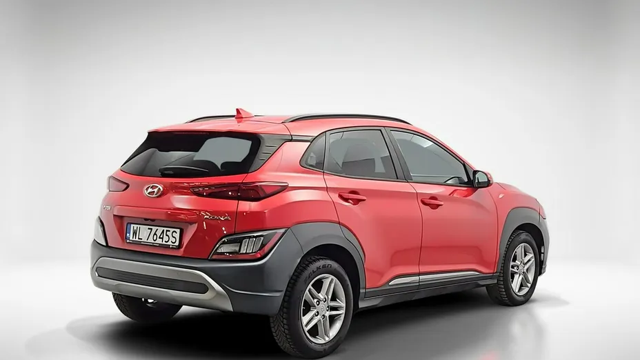 HYUNDAI Kona -