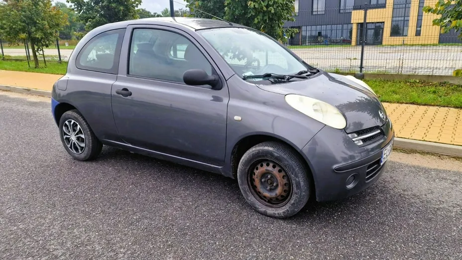 NISSAN Micra -
