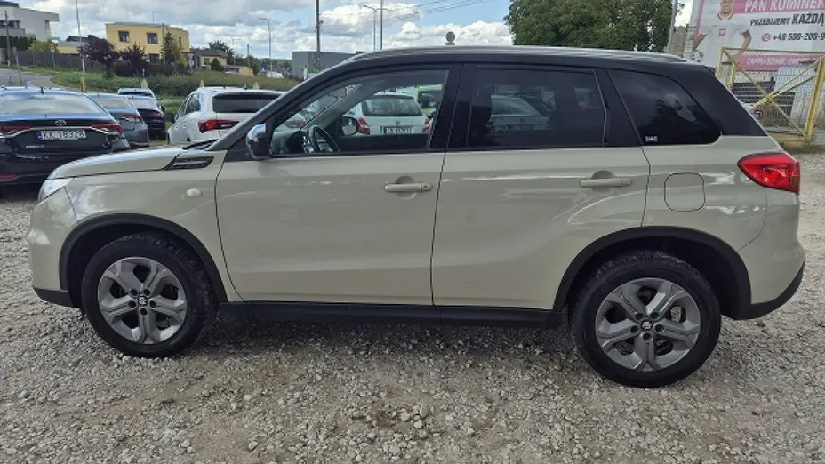 SUZUKI Vitara -