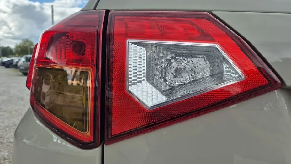 SUZUKI Vitara -