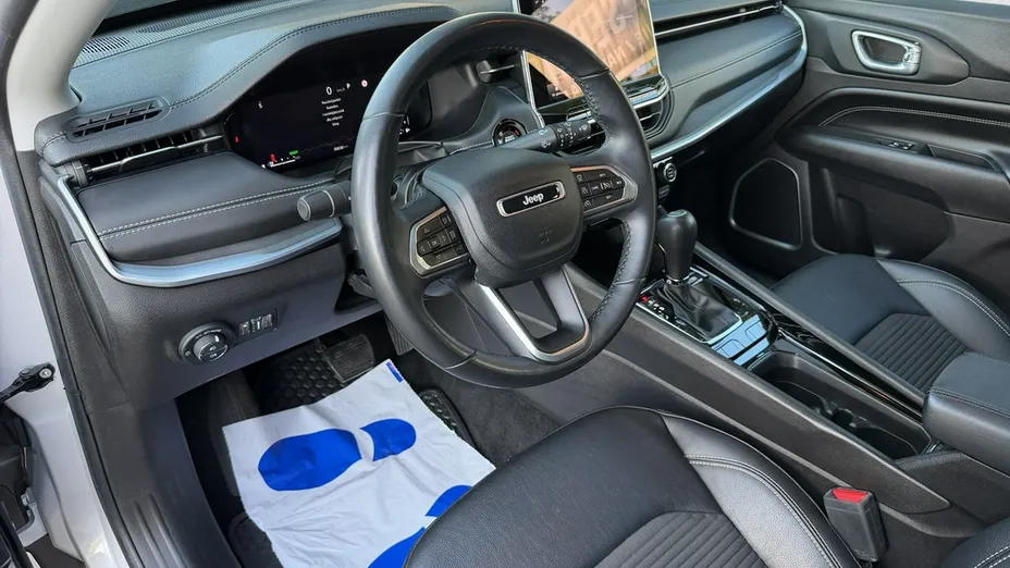 JEEP Compass -