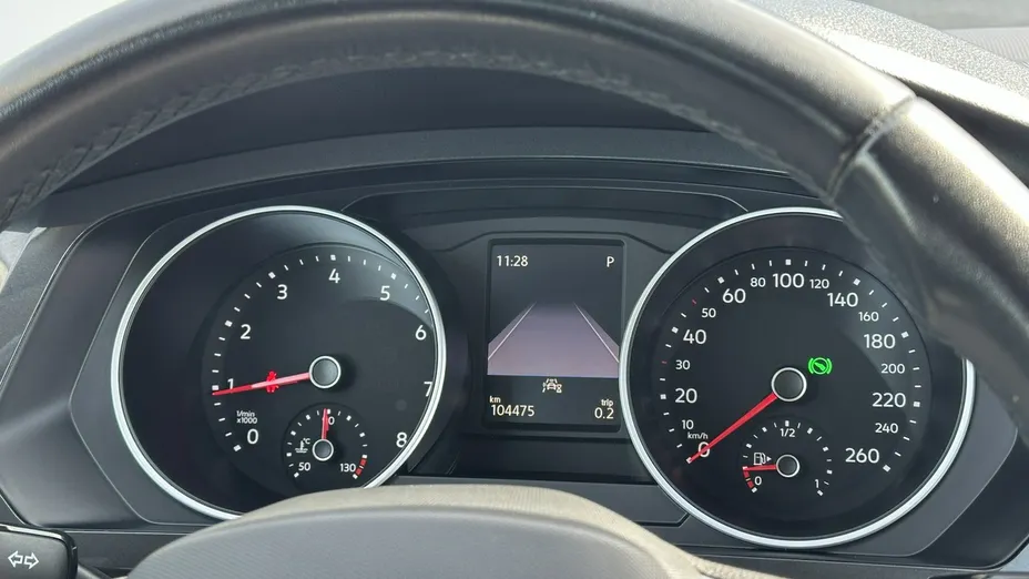 VOLKSWAGEN Tiguan -