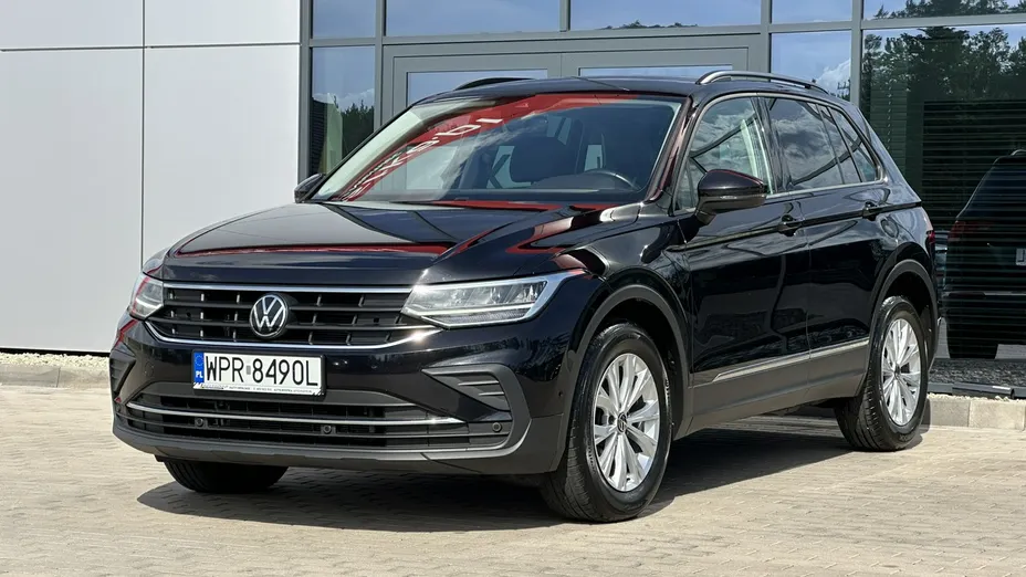 VOLKSWAGEN Tiguan -