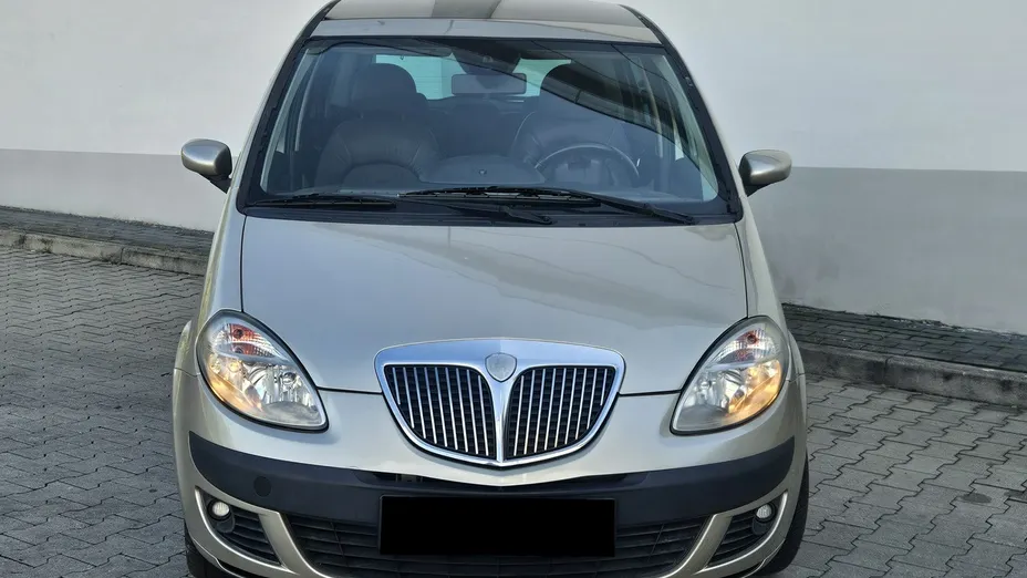 LANCIA Musa -