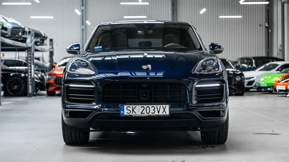 PORSCHE Cayenne -
