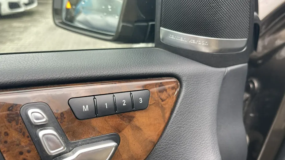 MERCEDES-BENZ GLS -