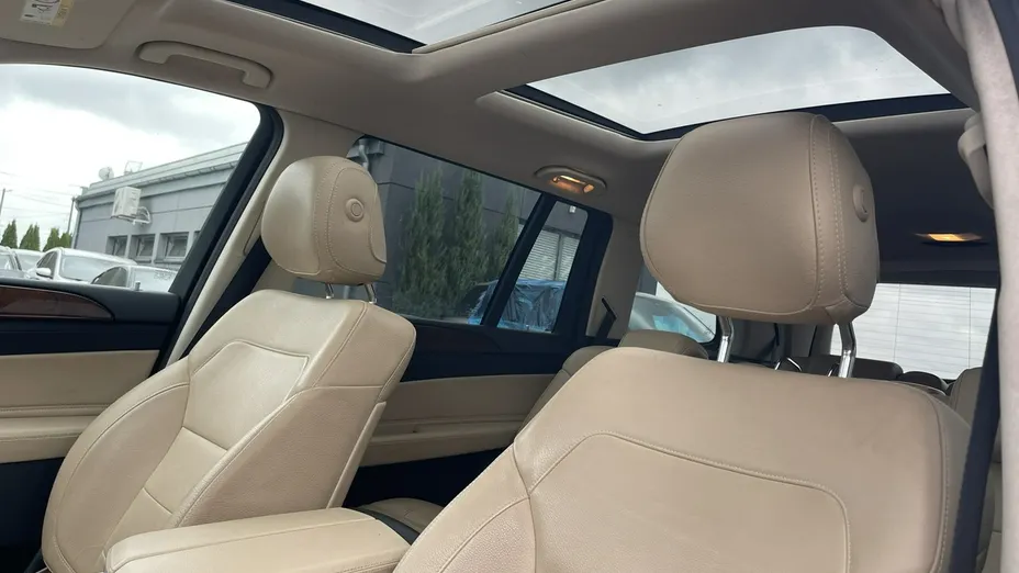 MERCEDES-BENZ GLS -