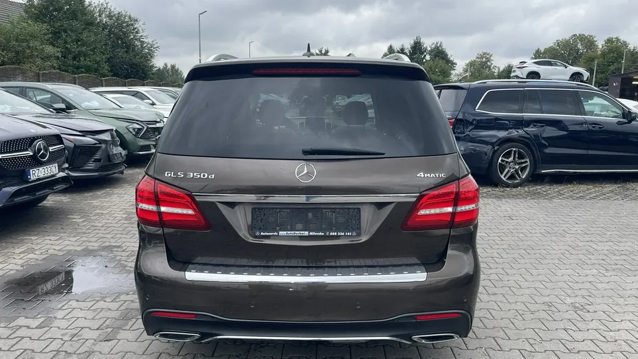 MERCEDES-BENZ GLS -