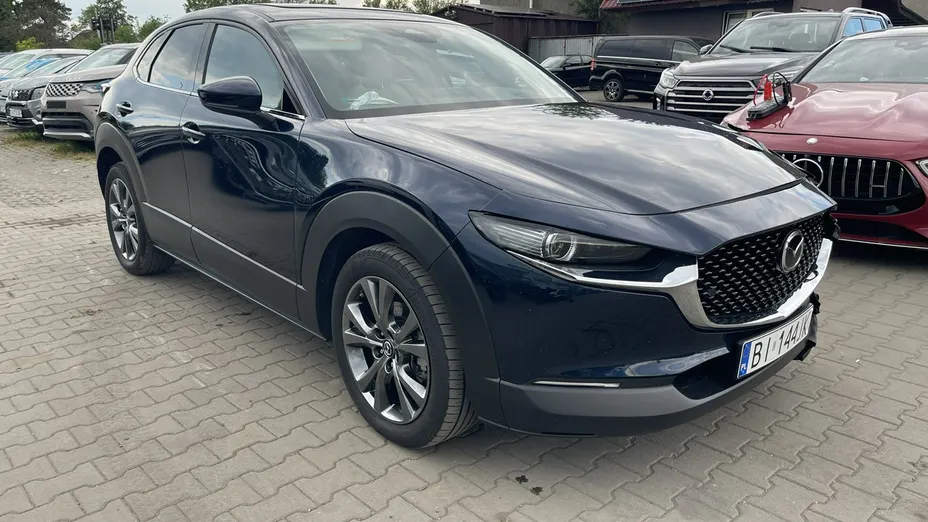 MAZDA CX-30 -