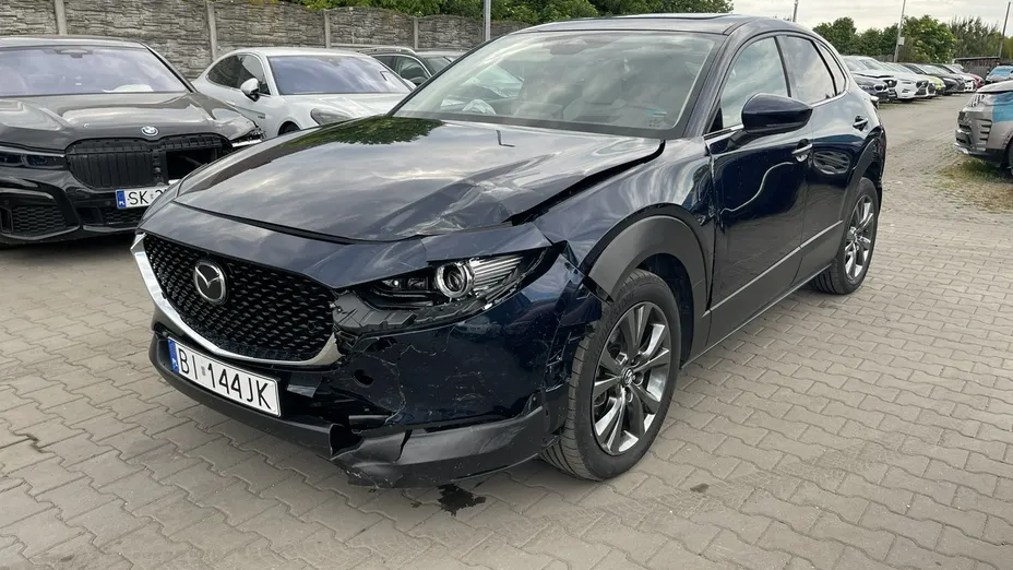 MAZDA CX-30 -