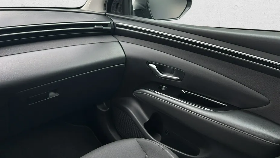 HYUNDAI Tucson -