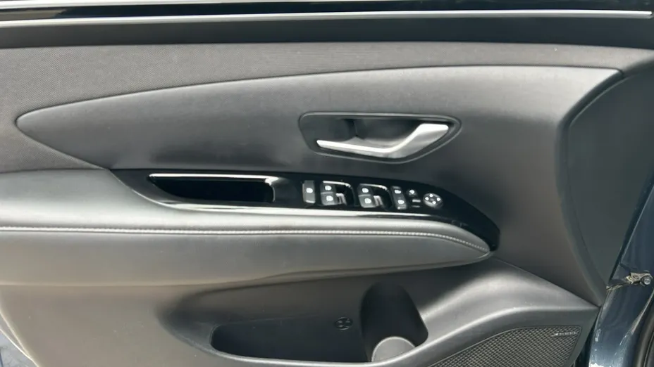 HYUNDAI Tucson -