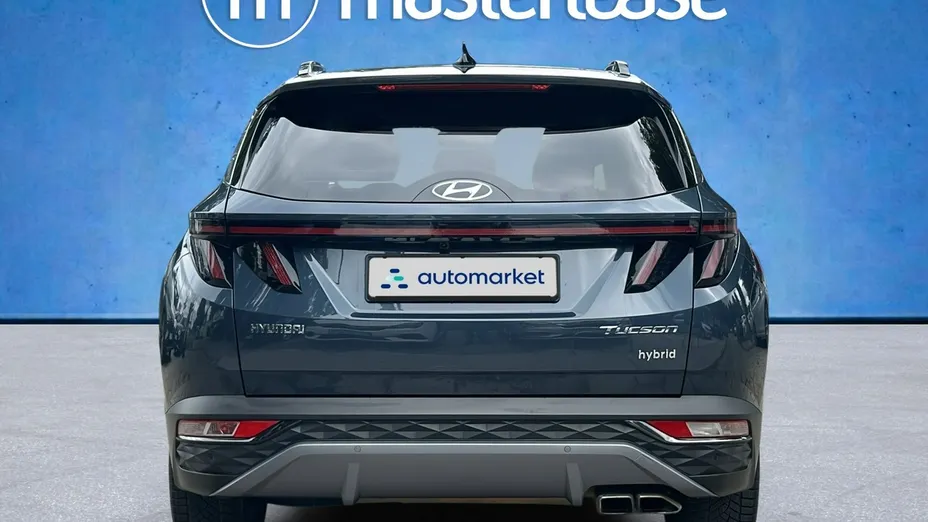 HYUNDAI Tucson -