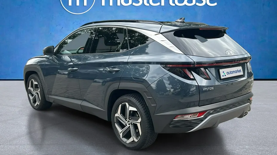 HYUNDAI Tucson -