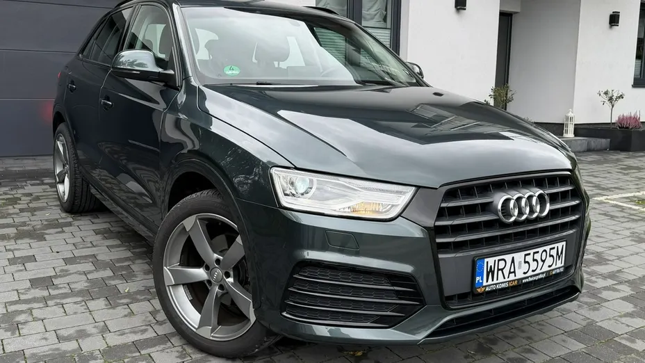 AUDI Q3 -