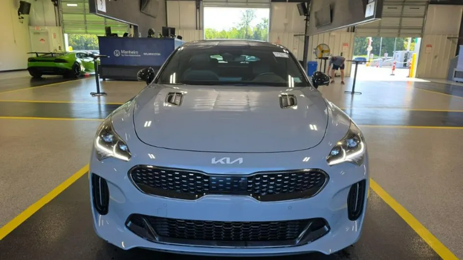 KIA Stinger -