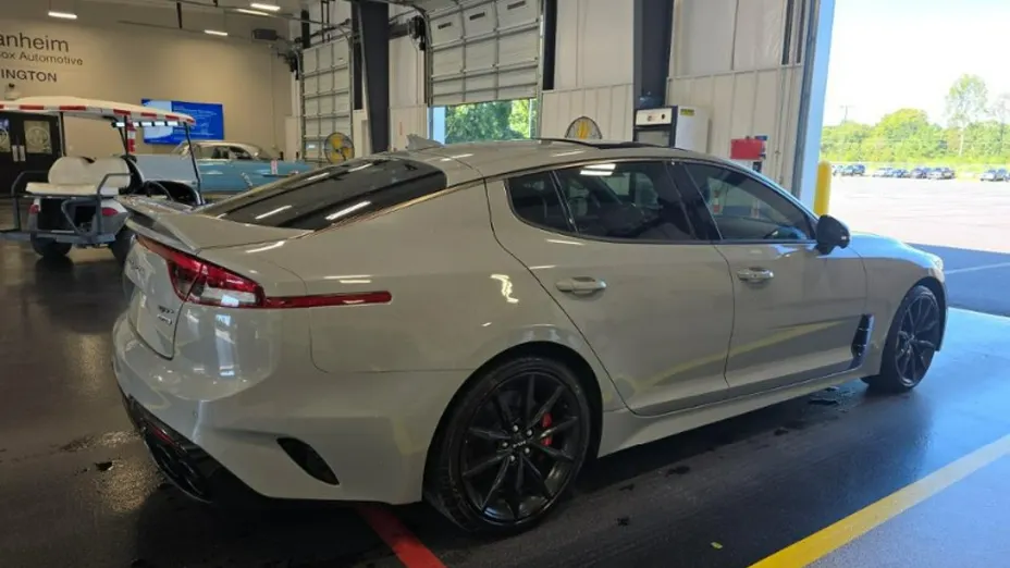 KIA Stinger -
