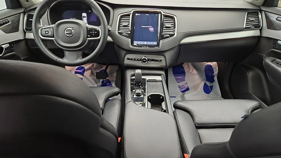 VOLVO XC90 -