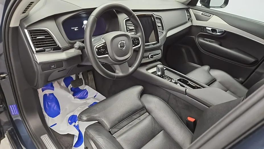 VOLVO XC90 -