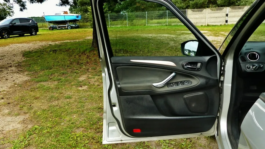 FORD S-MAX -