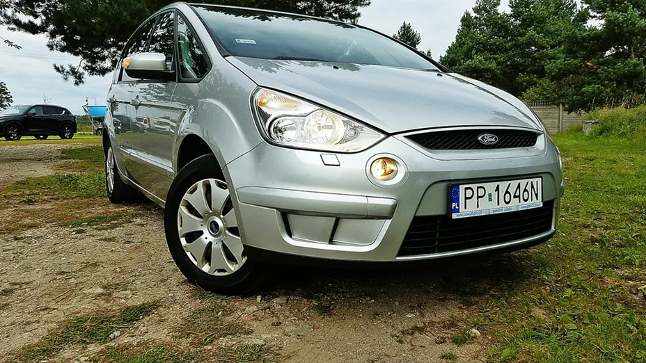 FORD S-MAX -