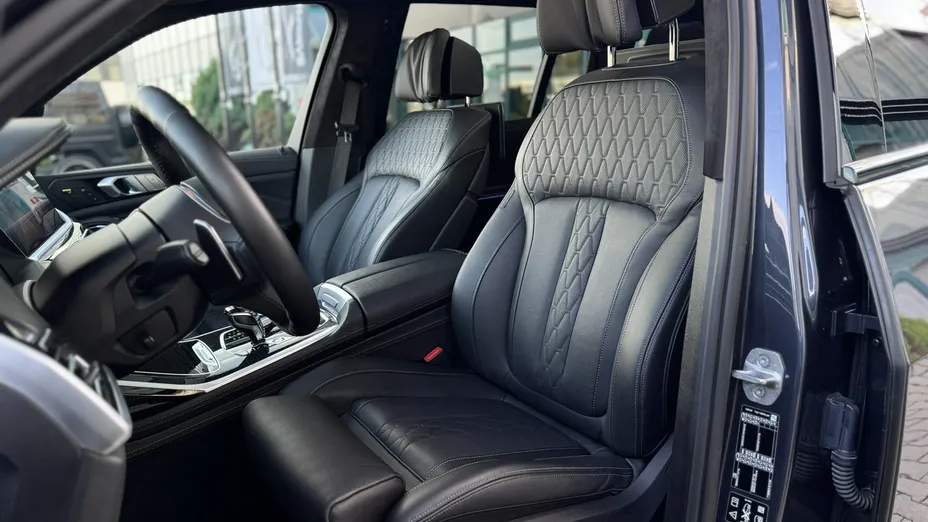 BMW X7 -