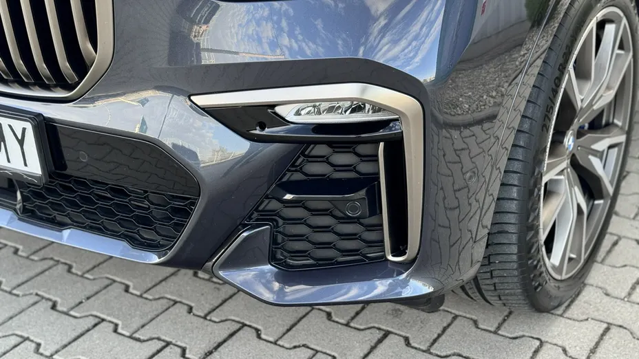 BMW X7 -