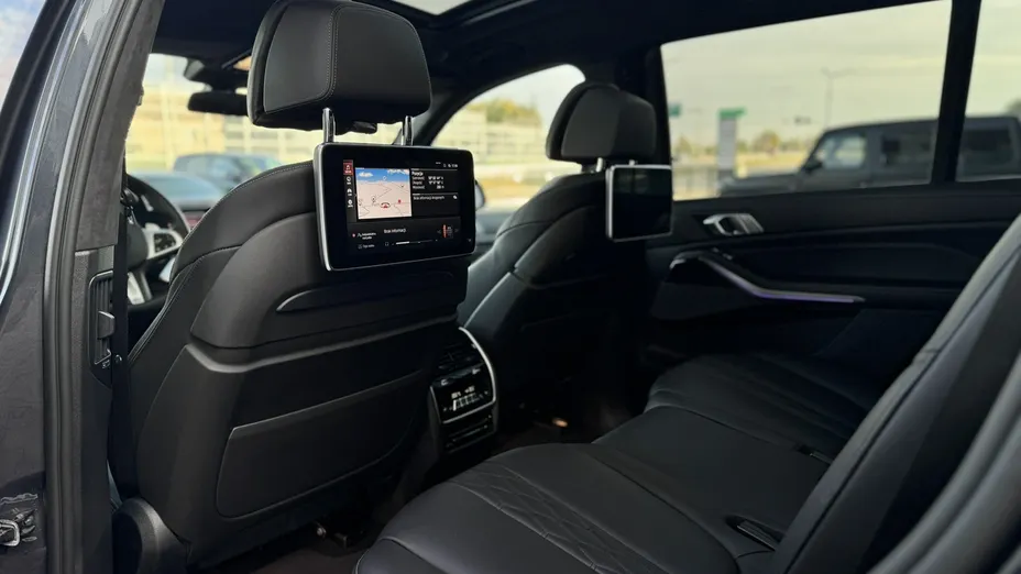 BMW X7 -