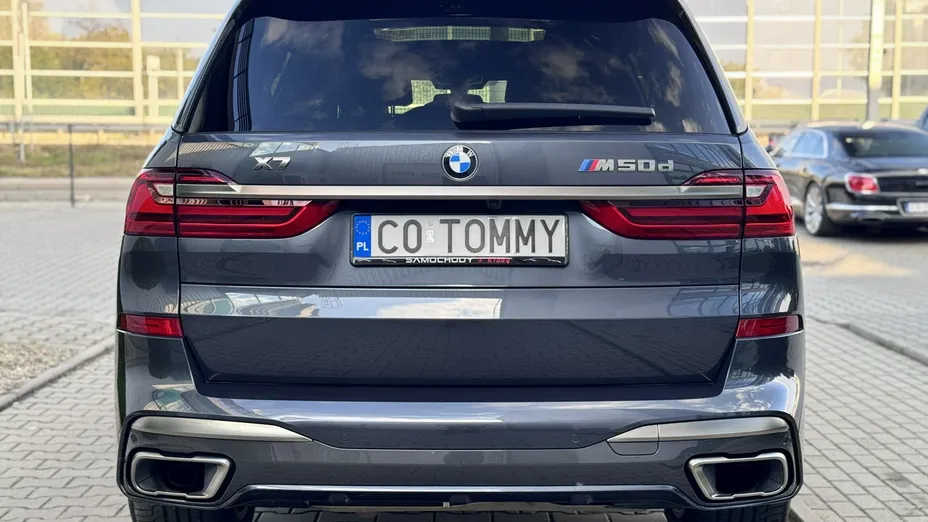 BMW X7 -