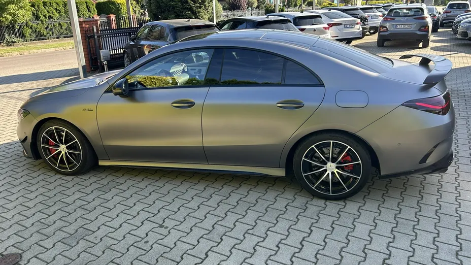 MERCEDES-BENZ CLA -