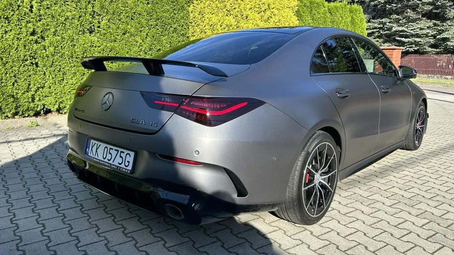 MERCEDES-BENZ CLA -
