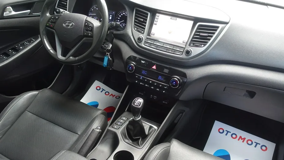 HYUNDAI Tucson -