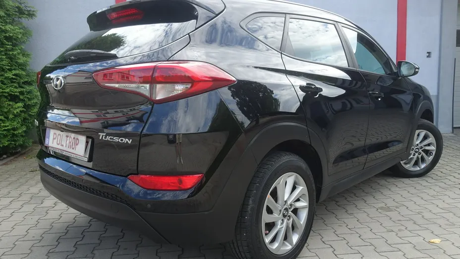 HYUNDAI Tucson -