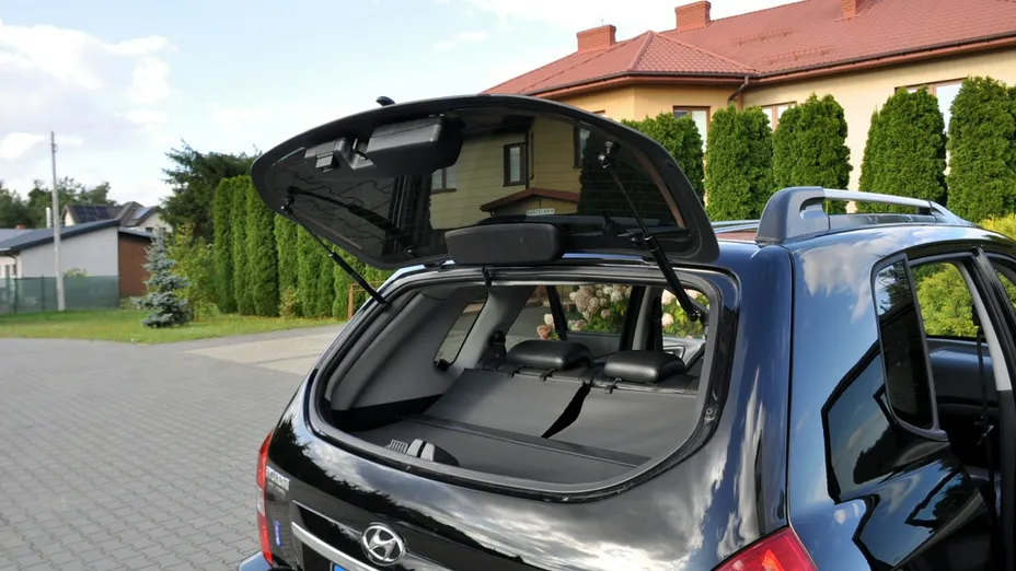 HYUNDAI Tucson -
