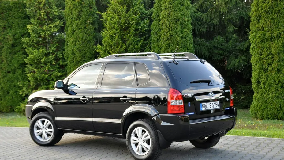 HYUNDAI Tucson -