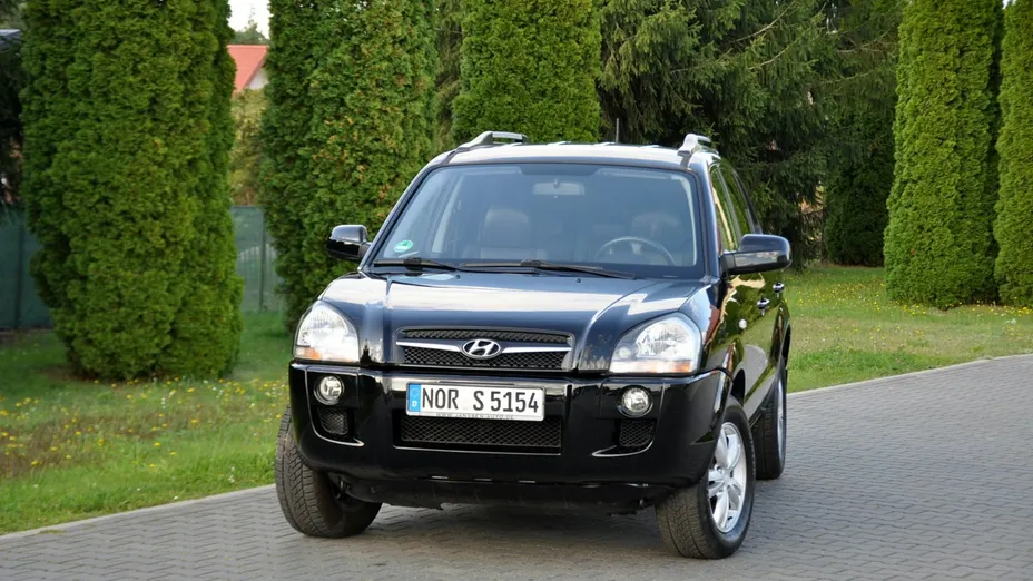HYUNDAI Tucson -