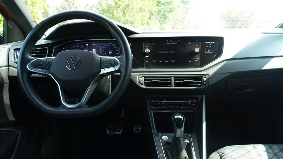 VOLKSWAGEN Taigo -