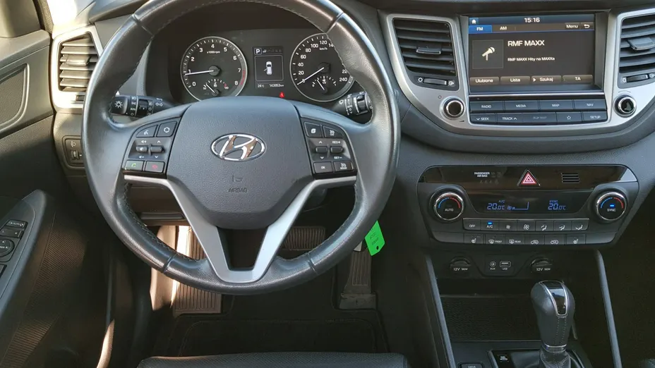 HYUNDAI Tucson -