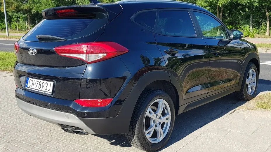 HYUNDAI Tucson -