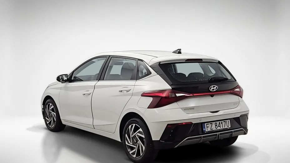 HYUNDAI i20 -