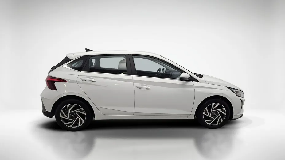 HYUNDAI i20 -