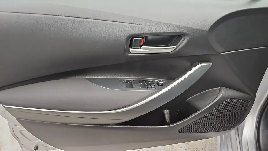 TOYOTA Corolla -