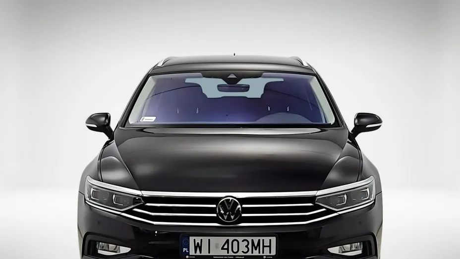 VOLKSWAGEN Passat -