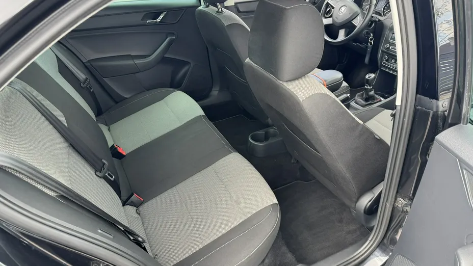 SKODA Rapid -