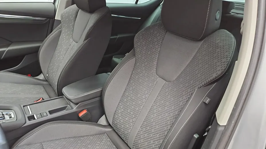 SKODA Octavia -