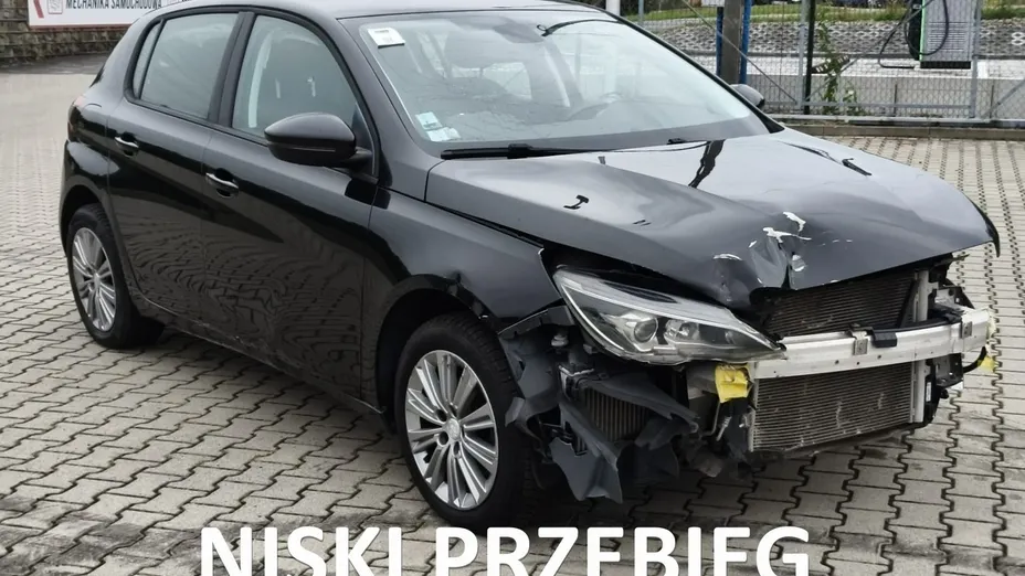 PEUGEOT 308 -